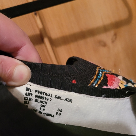 Johnny Was 8.5 Festival Floral Embroidered Slip-On Shoes - Picture 5 of 7